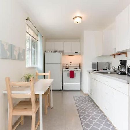 Unique, Convenient, Centrally Located Apartment Kent Buitenkant foto
