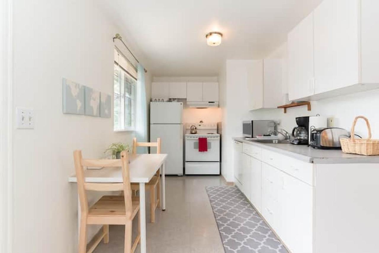 Unique, Convenient, Centrally Located Apartment Kent Buitenkant foto