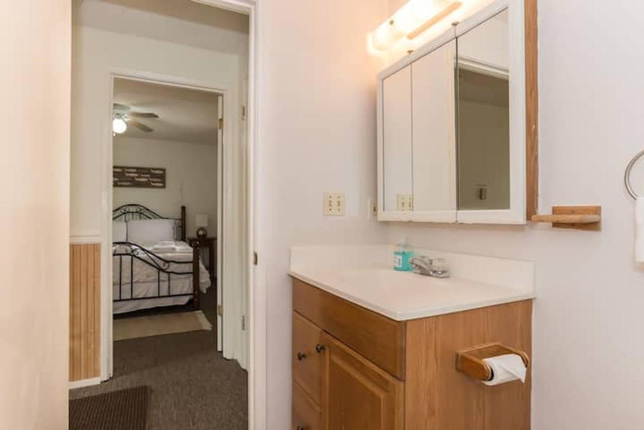 Unique, Convenient, Centrally Located Apartment Kent Buitenkant foto